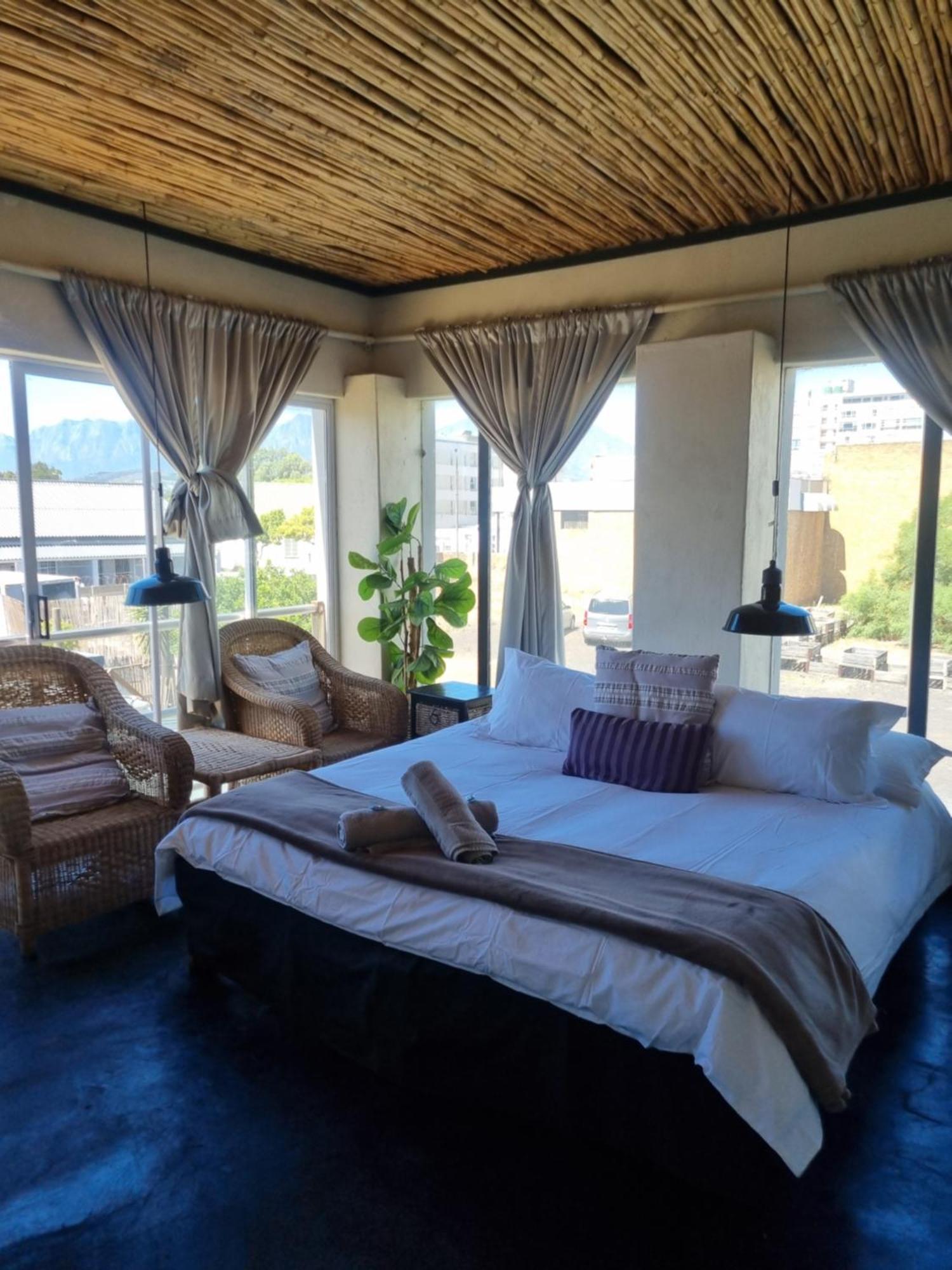 Yello Guest house